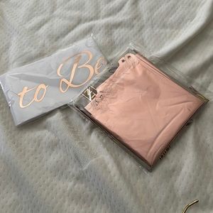 “Bride to be” bachelorette sash and champagne / rose gold balloons